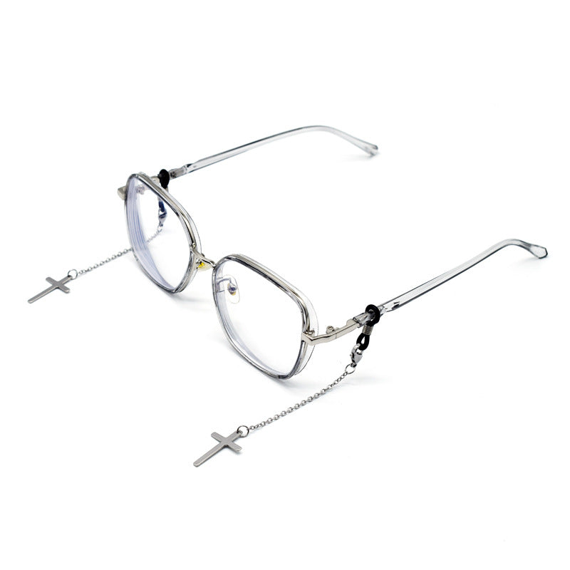 Cross-Design Eyewear Chain Stornfield