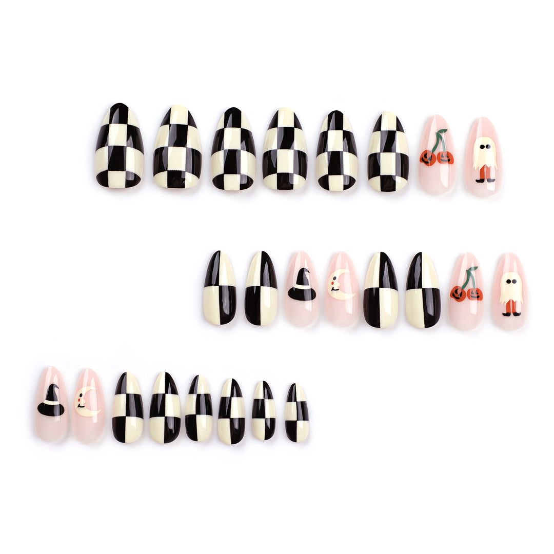 Artificial nail art in Halloween design Stornfield