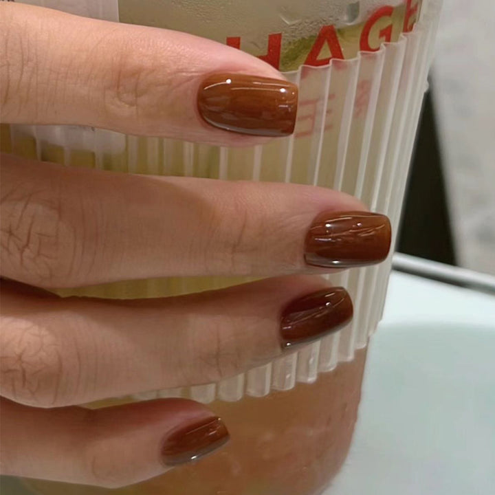 Elegant Nail Care with High Gloss Finish Stornfield
