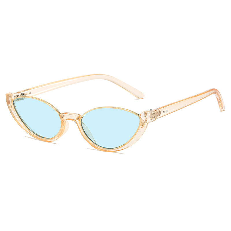 Retro-Inspired Clear Frame Cat Eye Sunglasses Stornfield