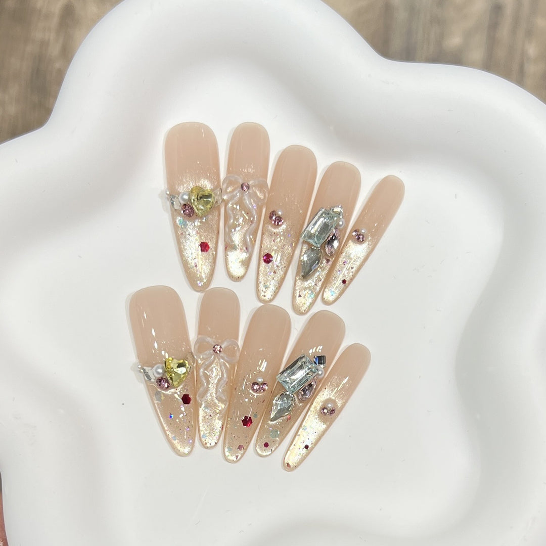 Trendy Press-On Nail Set with Decorative Elements
