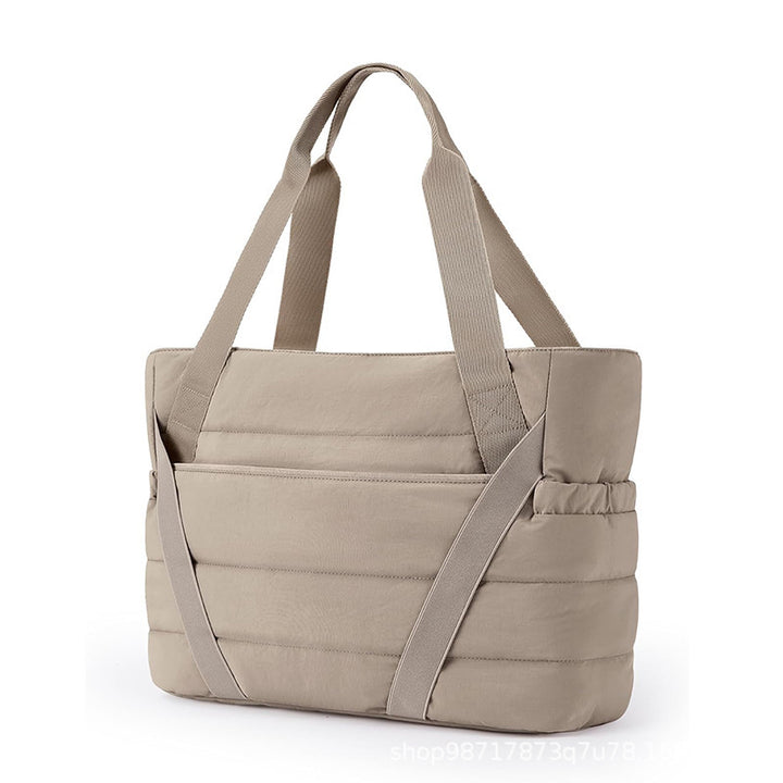 Comfortable everyday handbag with multiple compartments Stornfield