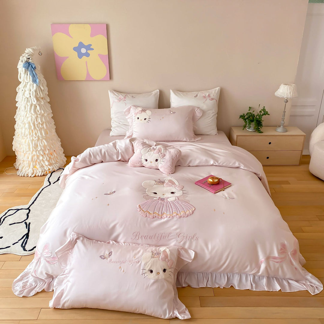 Children's bedding set made of cotton satin with embroidered cat appliqué, ruffle, and decorative pillow