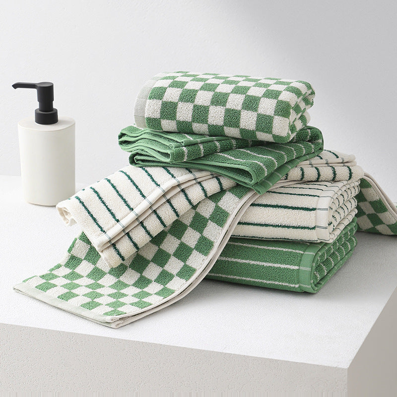 Ladies Luxurious Beach Bath Towel Stornfield