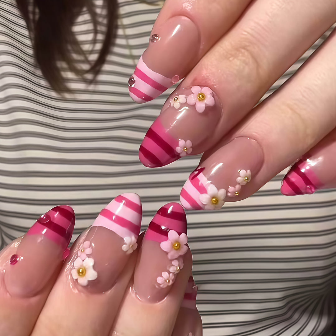 Elegant Floral Nail Art Stornfield