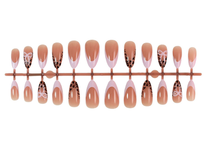 Artificial Nail Set with Playful Bow Look Stornfield