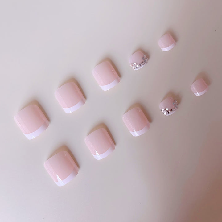 Artificial Nail Set for Toenails with Elegant Accents Stornfield