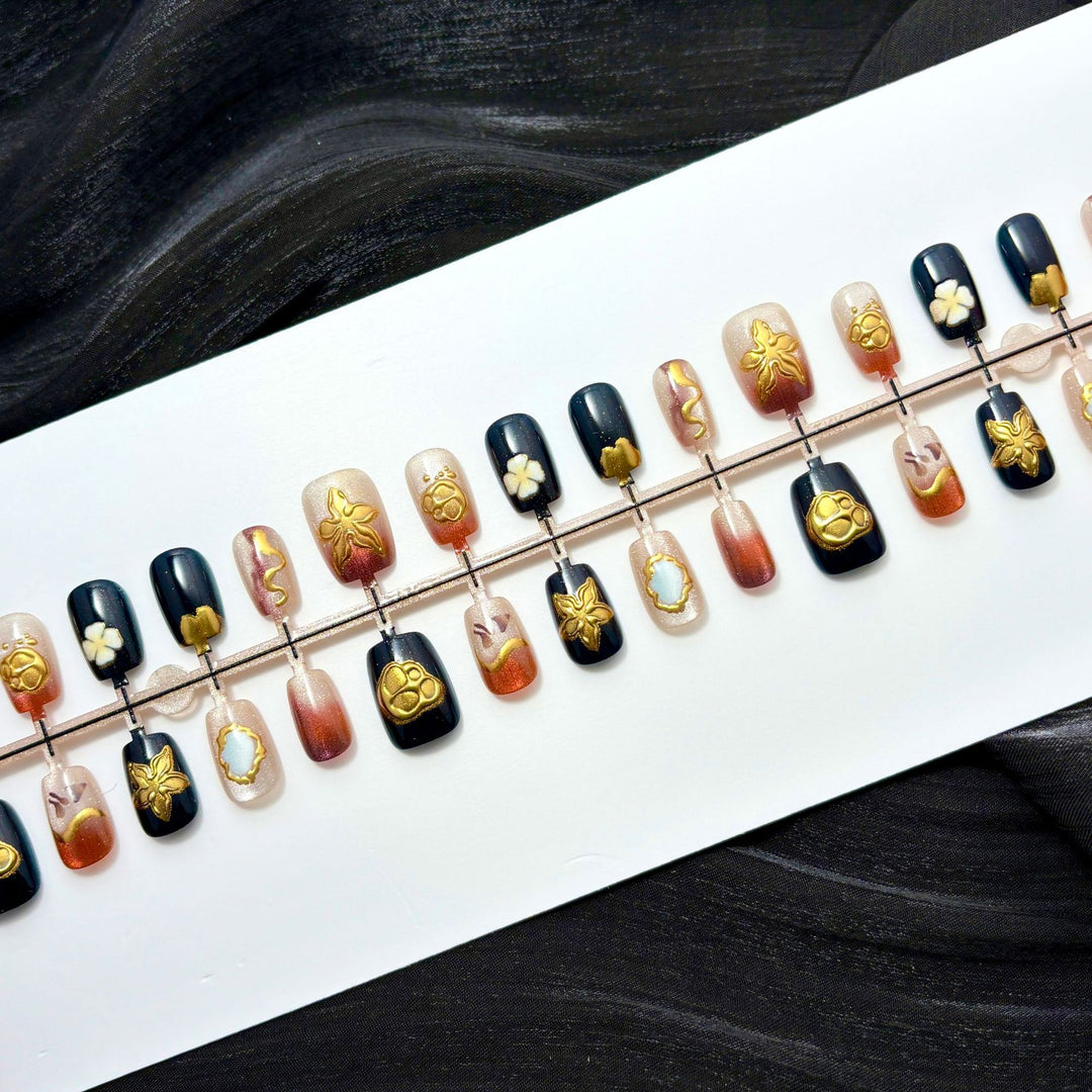 Luxurious Artistic Nail Design Set