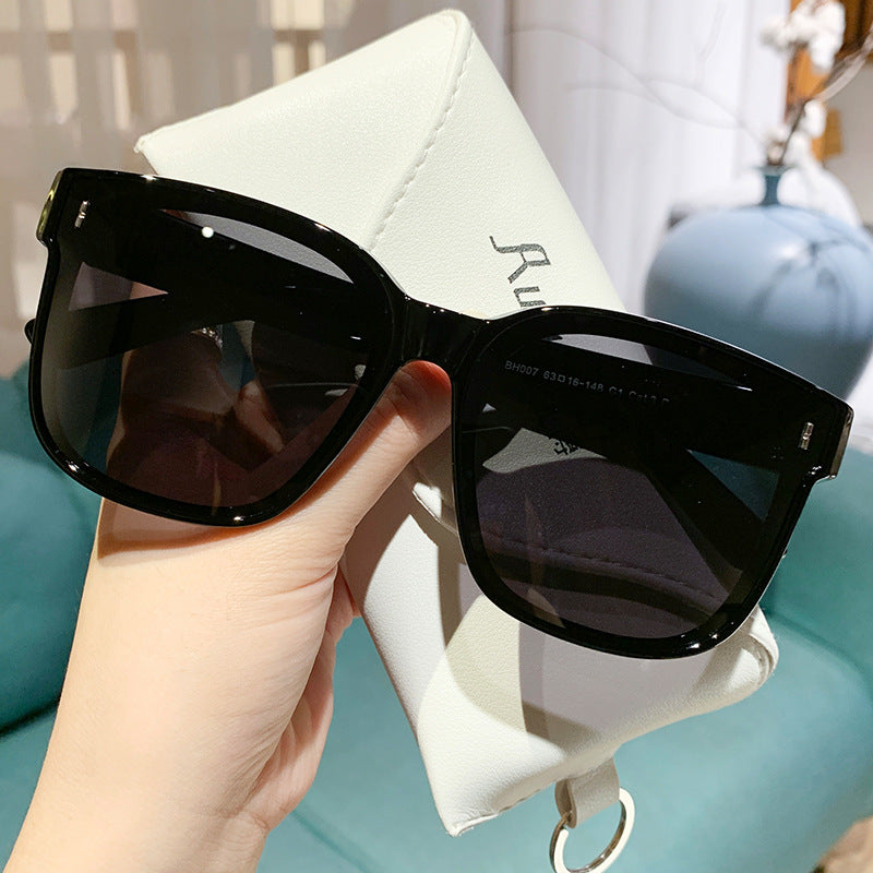 Women's Fashion Sunglasses in Trendy Square Design Stornfield