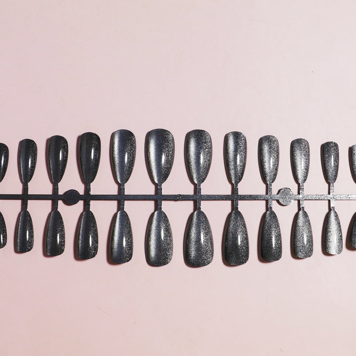Premium Shimmering Press-On Nail Set Stornfield