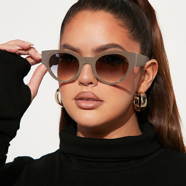 Women stylish retro sunglasses Stornfield