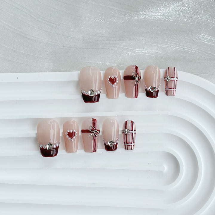 Decorative Press-On Nail Art Set with Floral Accents  1791773215