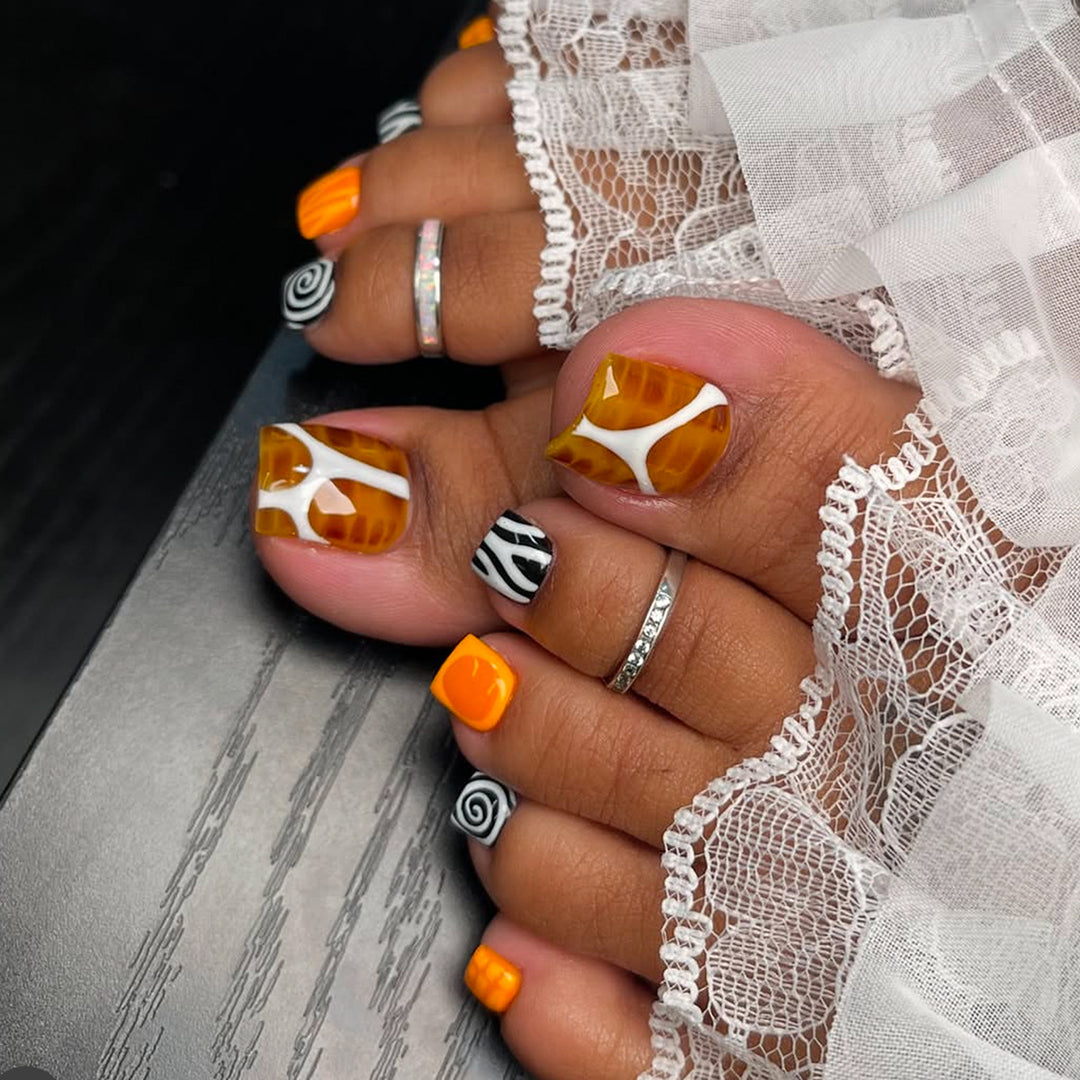 Artful toenails Stornfield