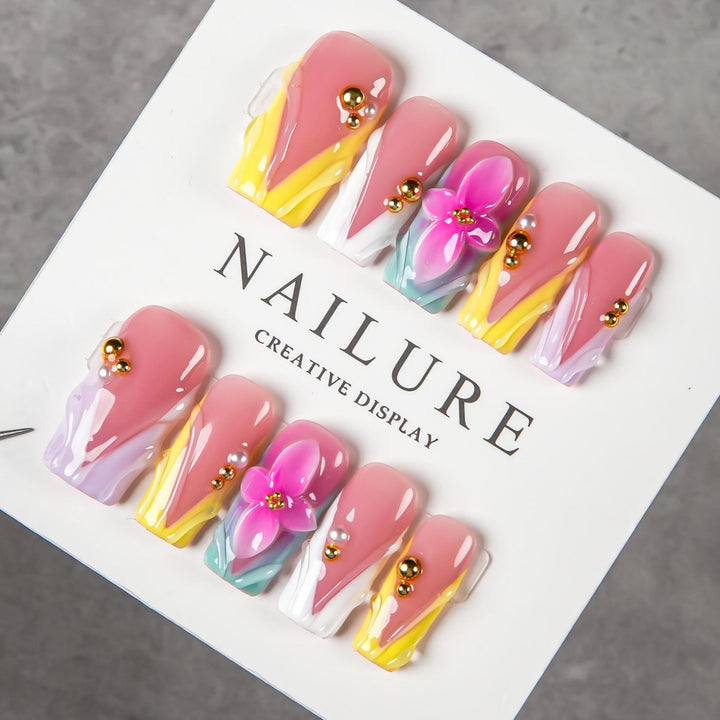 Artistic Floral Press-On Nail Design