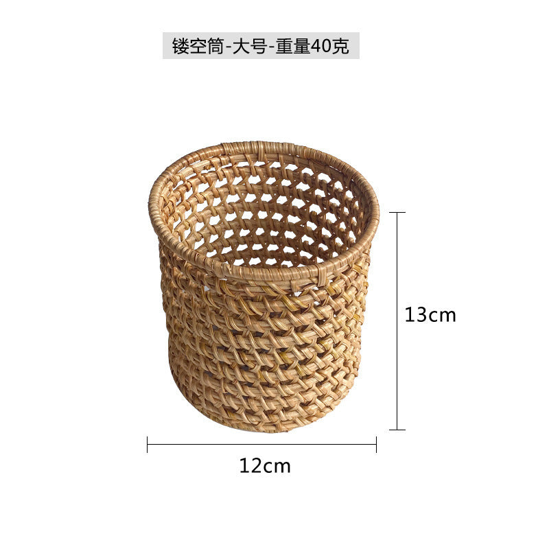 Women's cowhide storage container made of handwoven natural material Stornfield