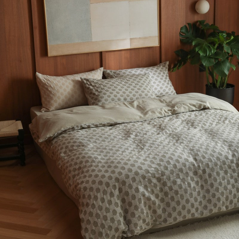 Luxury Jacquard Polka Dot Duvet Cover Set
