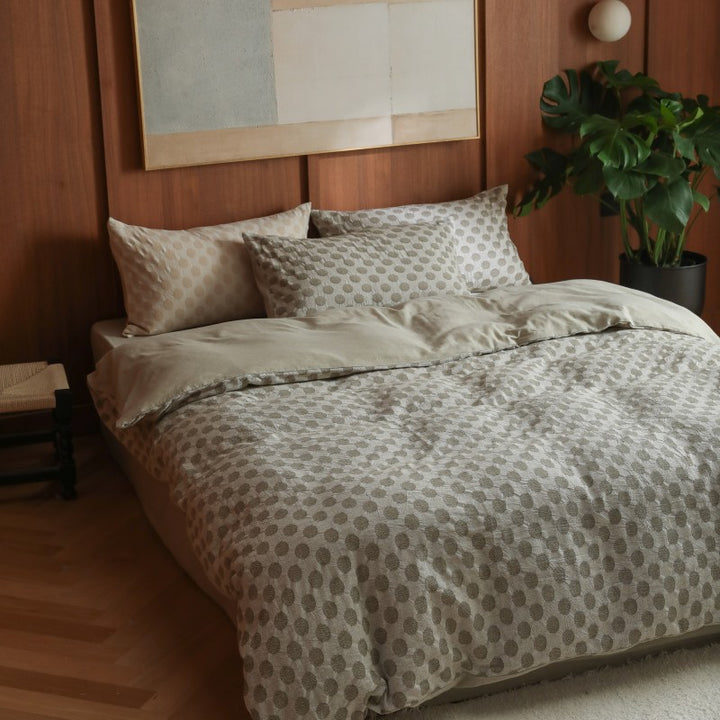 Luxury Jacquard Polka Dot Duvet Cover Set