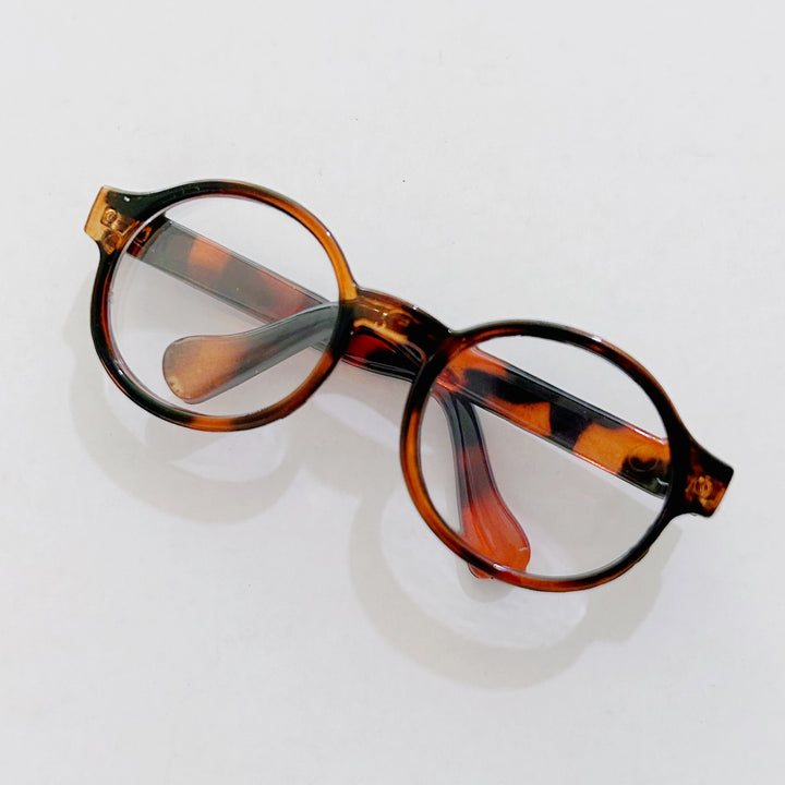 Vintage-Inspired Oval Frame Glasses Stornfield