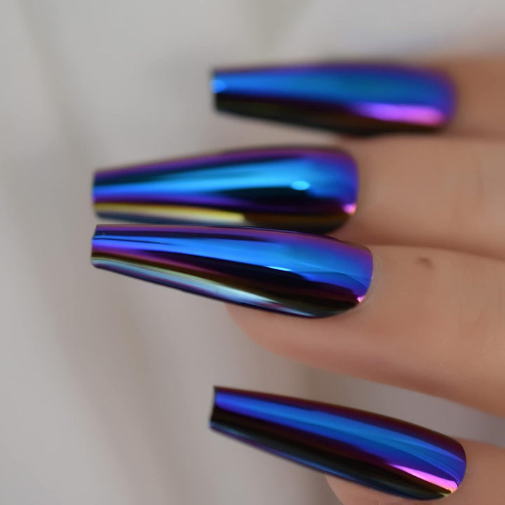 Artificial nail tips with holographic shine Stornfield