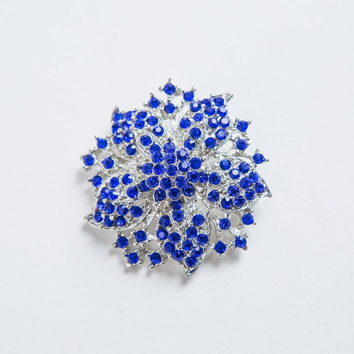 Glamorous brooch with crystals Stornfield