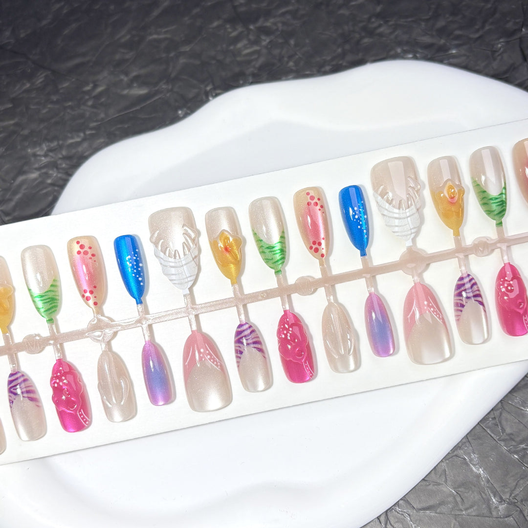Creative Themed Press-On Nail Art Set