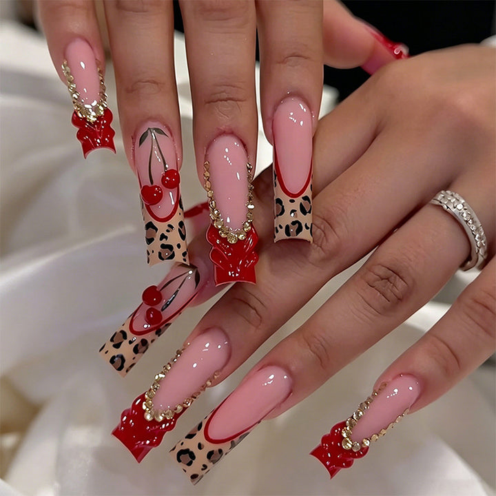 DIY Artificial Nails with Romantic Flower Designs Stornfield