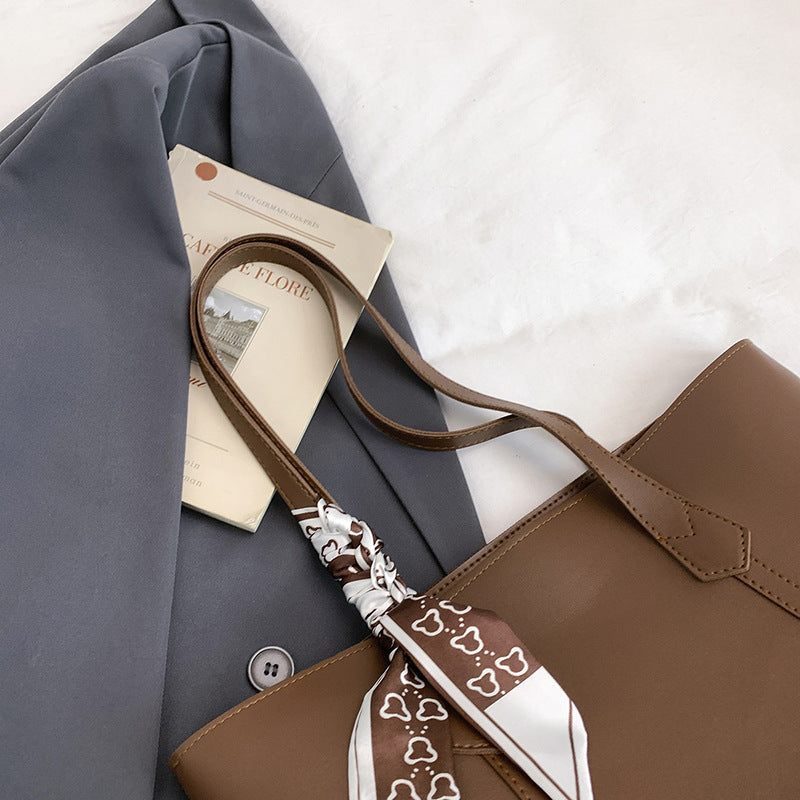 Versatile Minimalist Tote Handbag