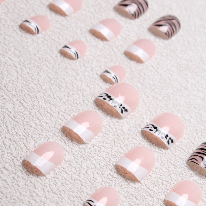 Stylish Animal Print Press-On Nails Stornfield