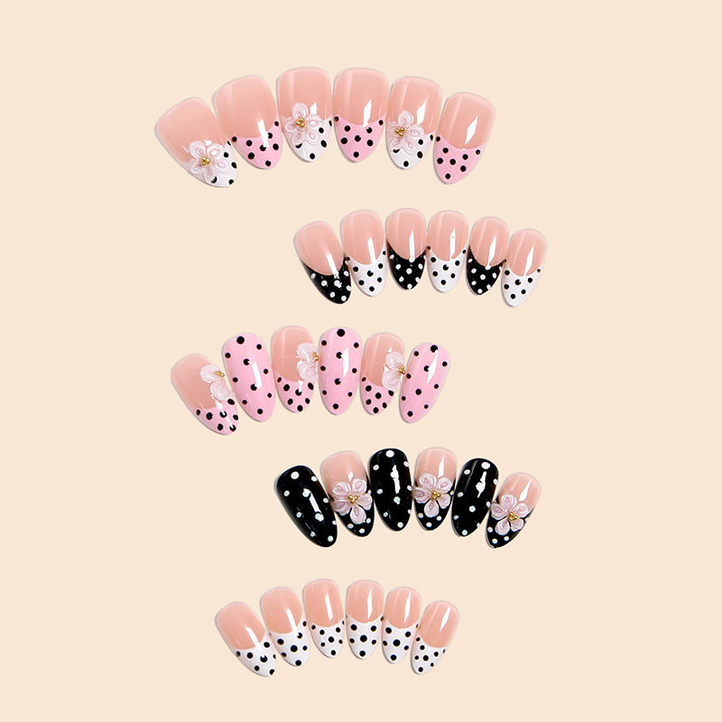 Artful nail tips in elegant design Stornfield