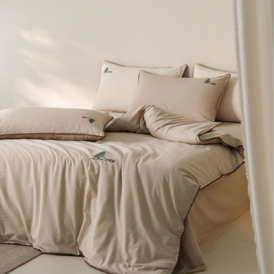 Stonewashed Cotton Duvet Cover Set with Blanket-Stitch Edge and Mini Tree Embroidery