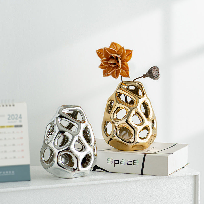 Modern Ceramic Decoration Stornfield