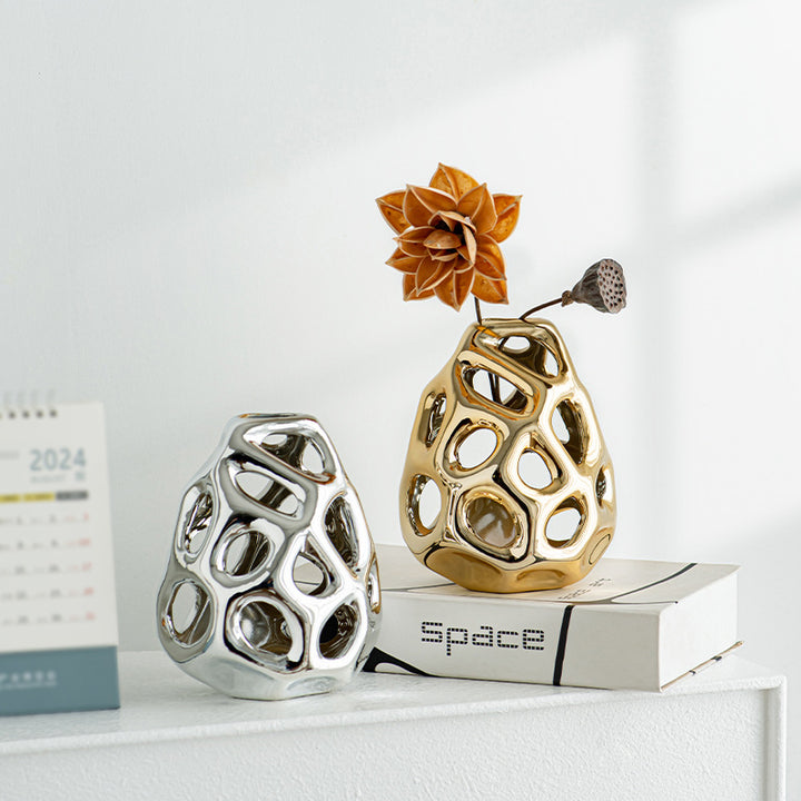 Modern Ceramic Decoration Stornfield