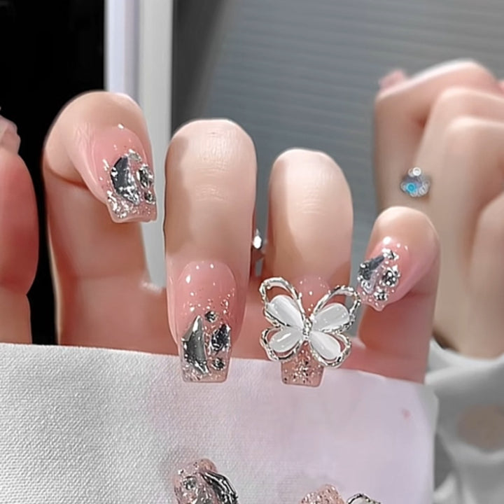 Artistic Press-On Nail Set with Star Design Stornfield