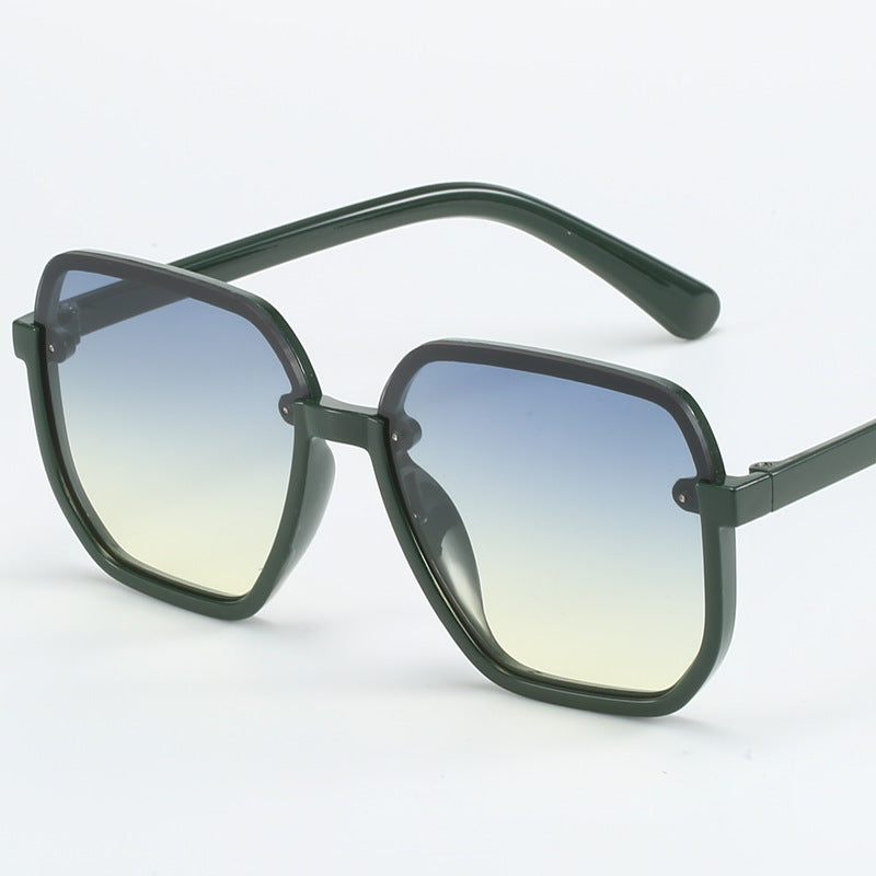 Women’s geometric sunglasses in modern design Stornfield