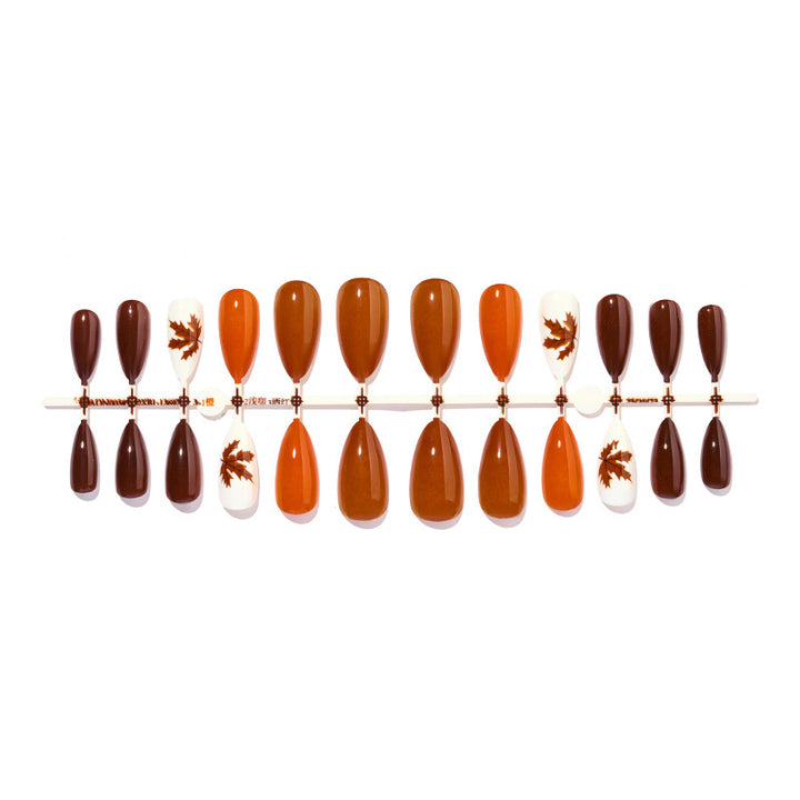 Artificial nail set with autumn leaf designs Stornfield