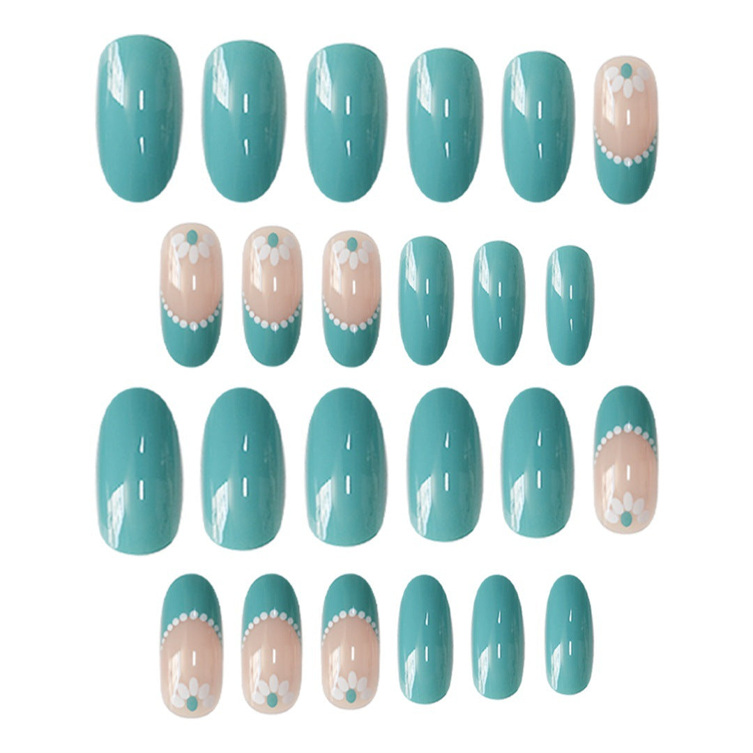 Elegant Floral Accent Nail Art Set Stornfield