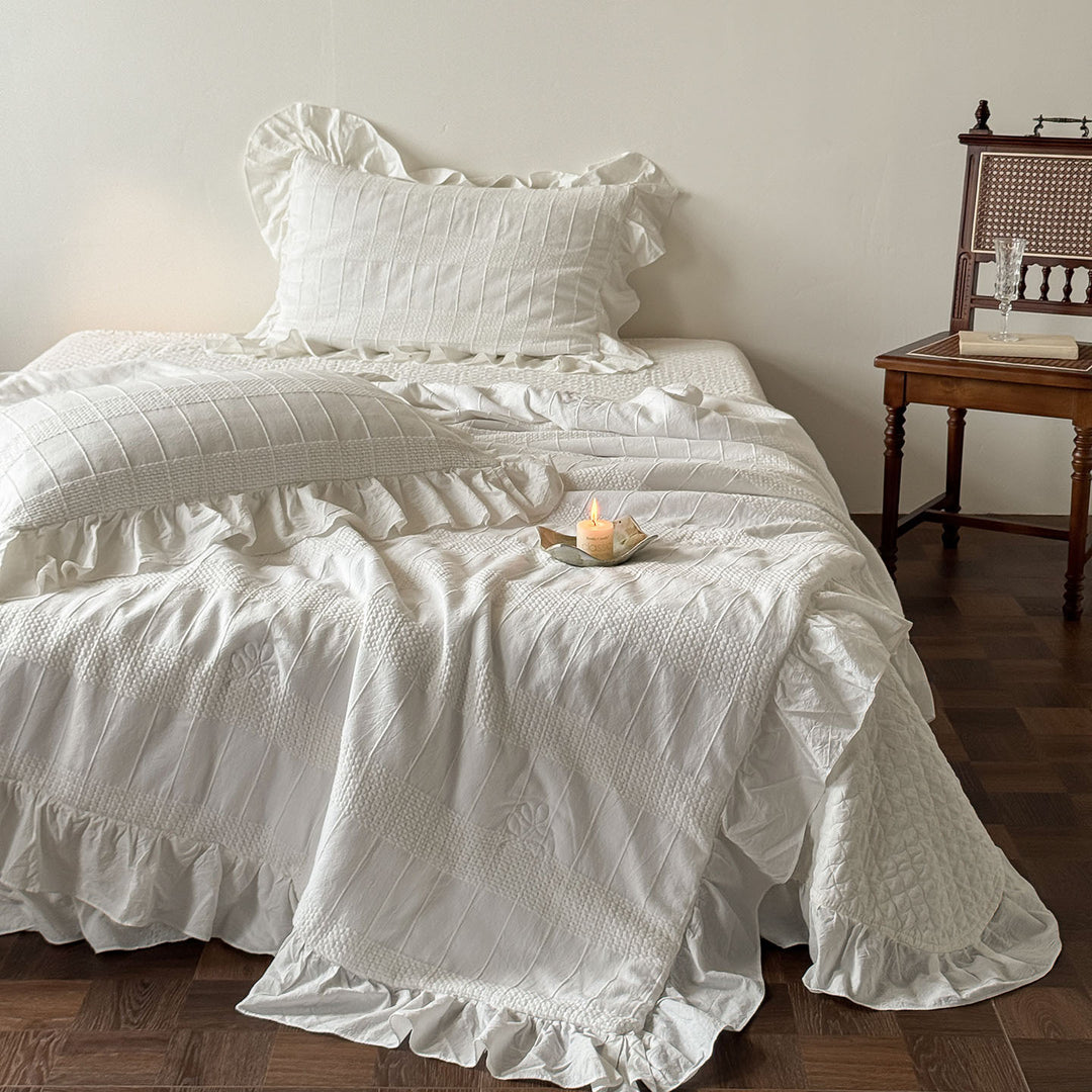 Ruffled Textured Cotton Duvet Cover Set with Matelassé Panels