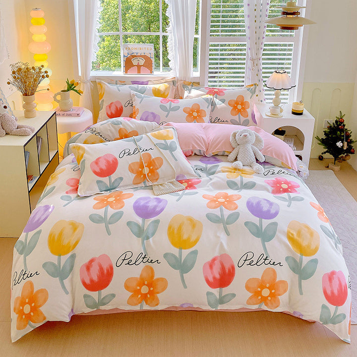 Whimsical Floral Pattern Bedding Set
