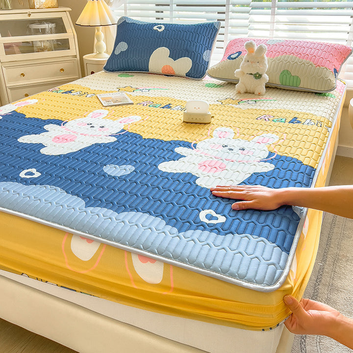 Quilted Floral Pattern Mattress Protector