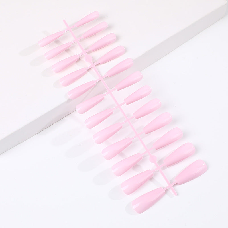 Artificial nails in classic design Stornfield