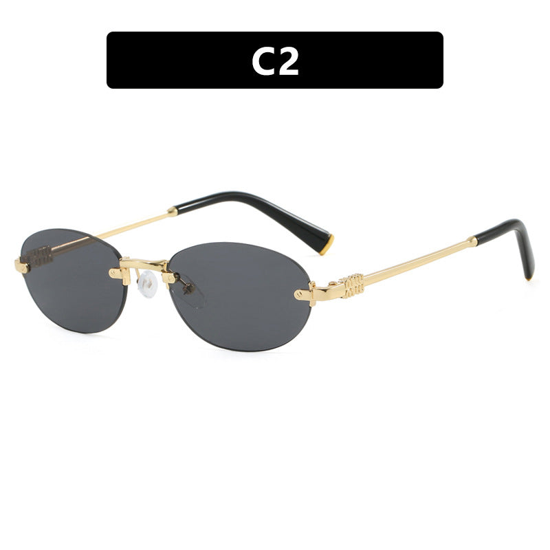 Women's fashion sunglasses with oval frame and elegant accents Stornfield