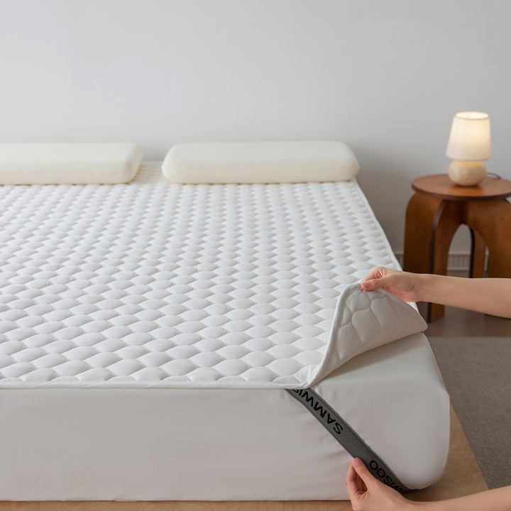 Quilted Hypoallergenic Mattress Pad Topper with Diamond-Stitch Surface
