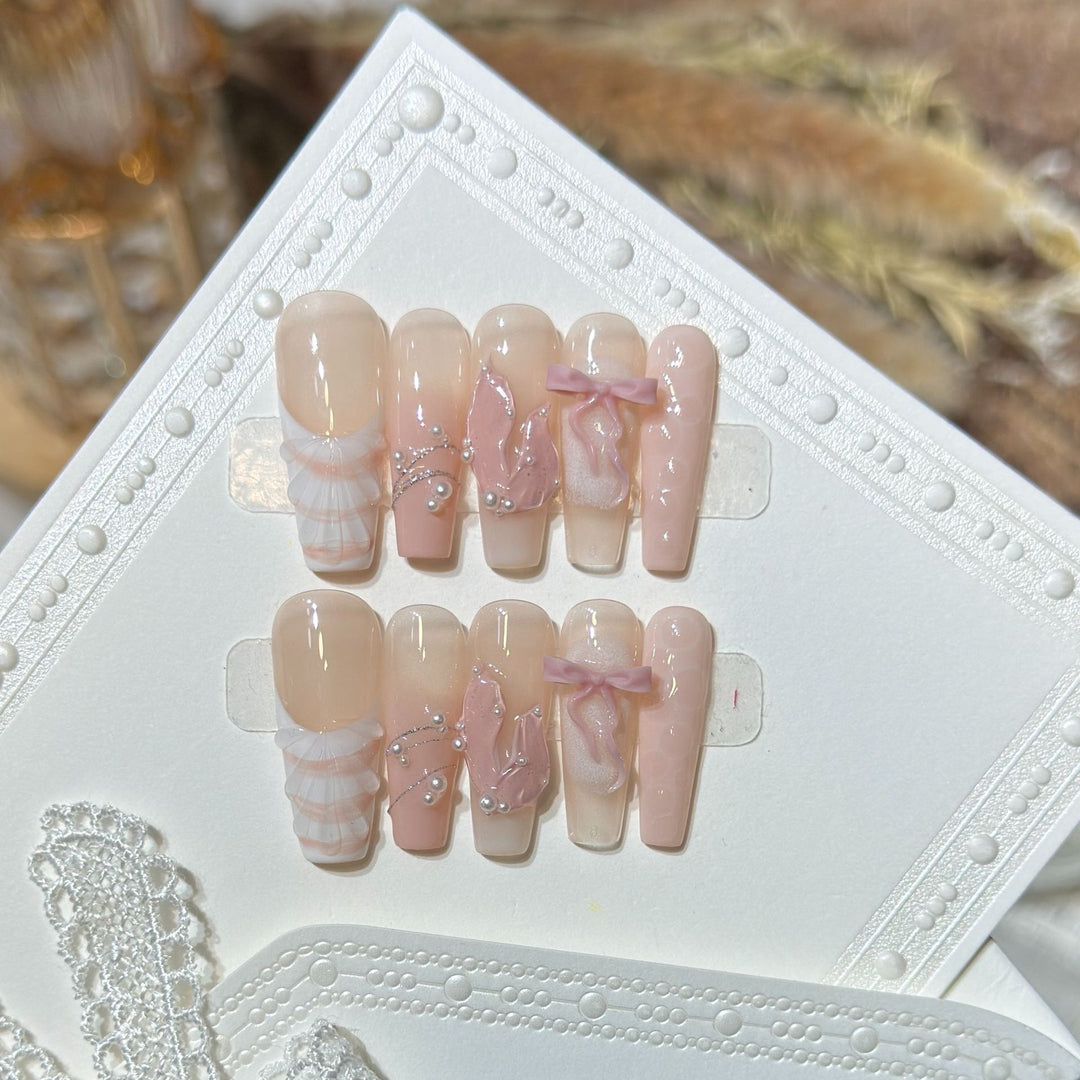 Artistic Decorative Press-On Nail Set Stornfield