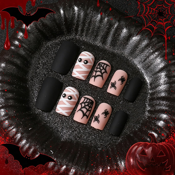 Halloween Themed Press-On Nail Art Set Stornfield