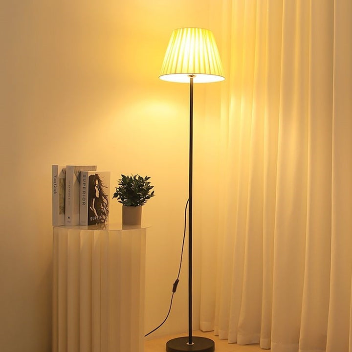 Elegant Minimalist Floor Lamp