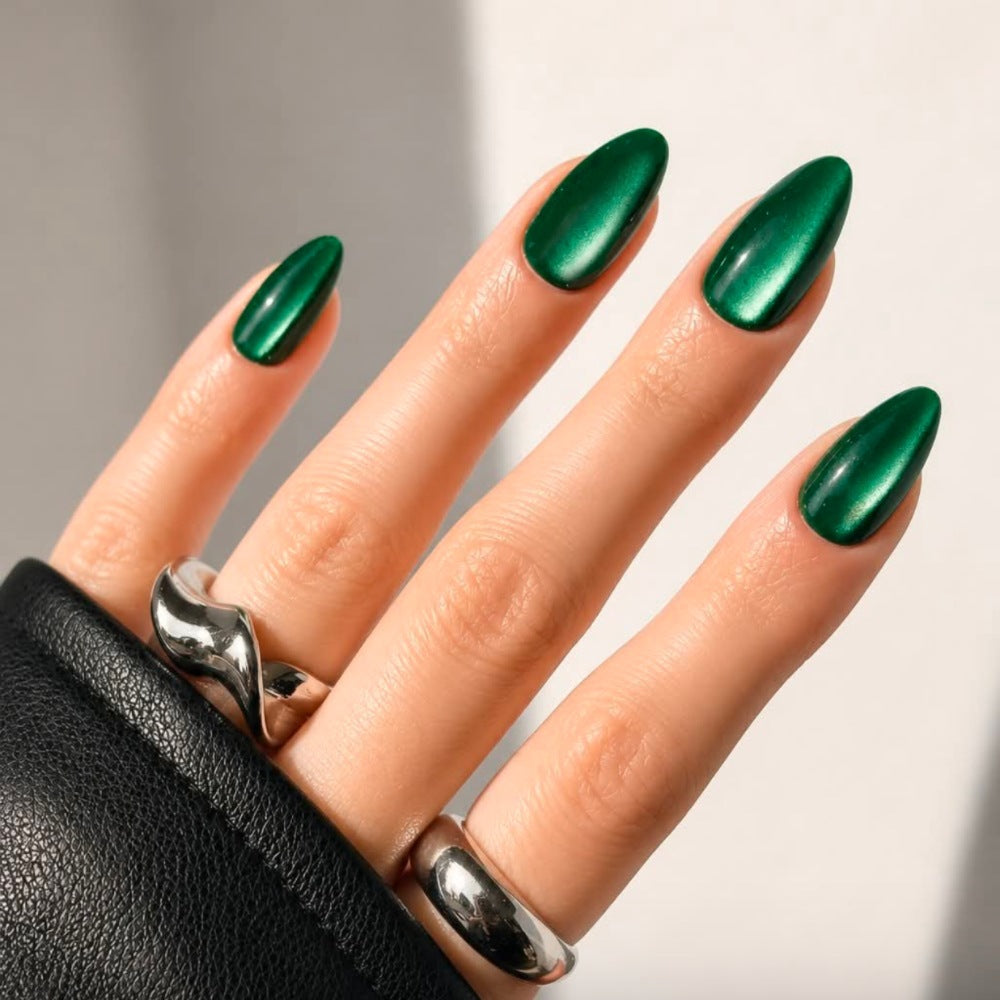 High-quality artificial nails with glossy surface Stornfield