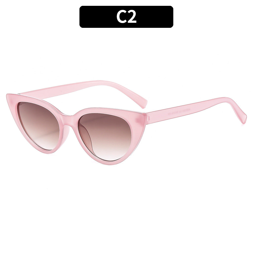 Chic Cat-Eye Sunglasses  1787664030