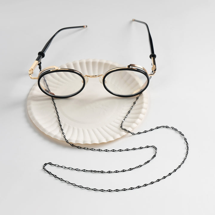 Lightweight Chain Eyewear Holder Stornfield