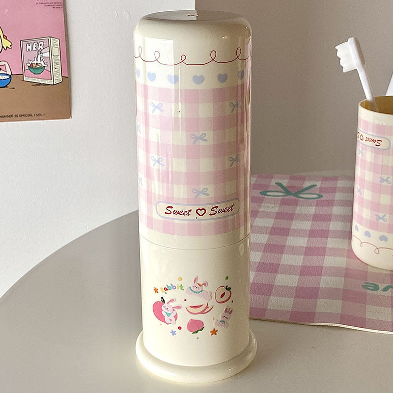Stylish toothbrush holder with playful checkered pattern Stornfield