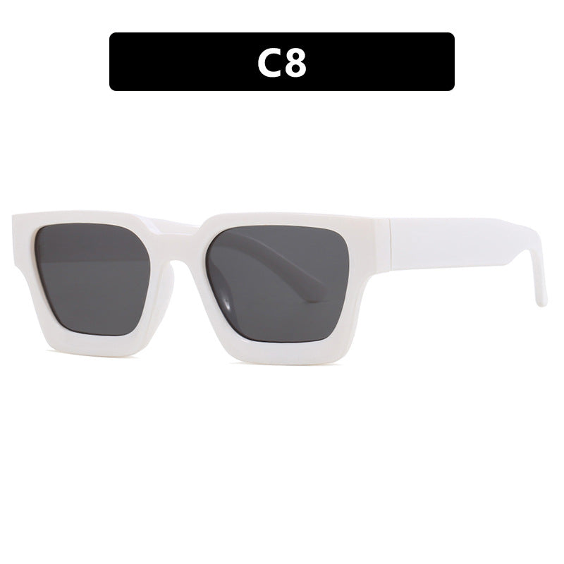 Women's fashionable square reading glasses with transparent frame construction Stornfield